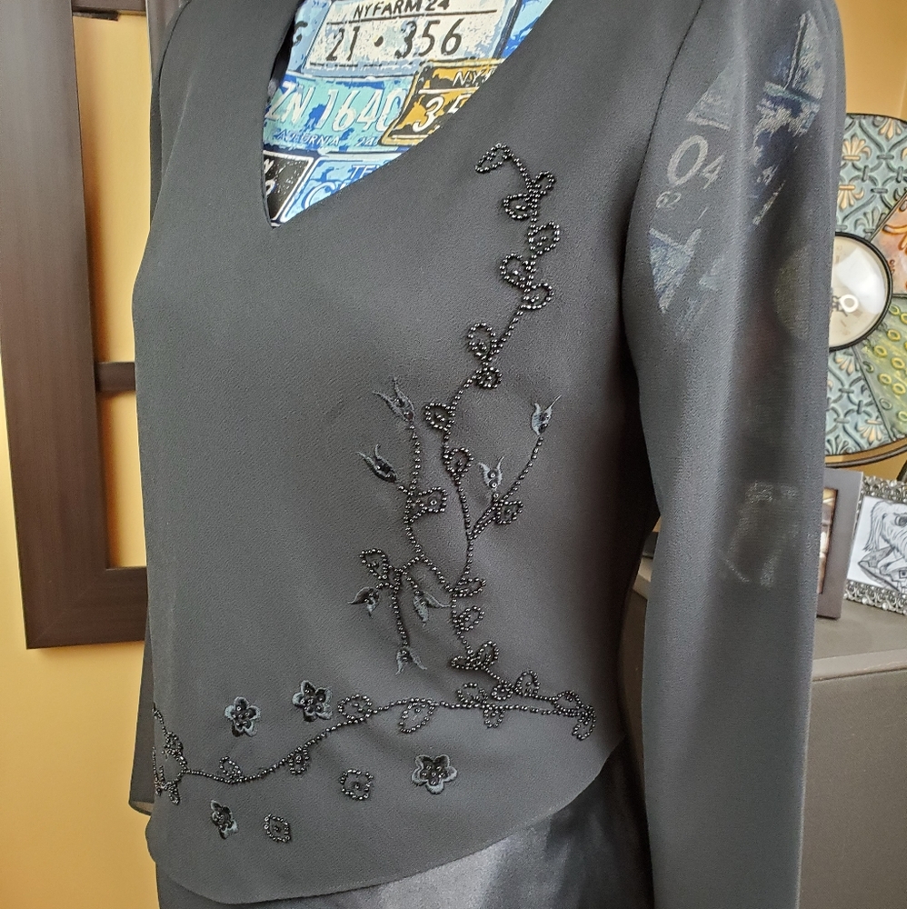 BLACK SHEER & SATIN BEADED MAXI SKIRT & TOP SET! - Picture 5 of 14